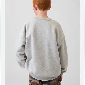 GAP Classic Gray Crew Neck Sweater